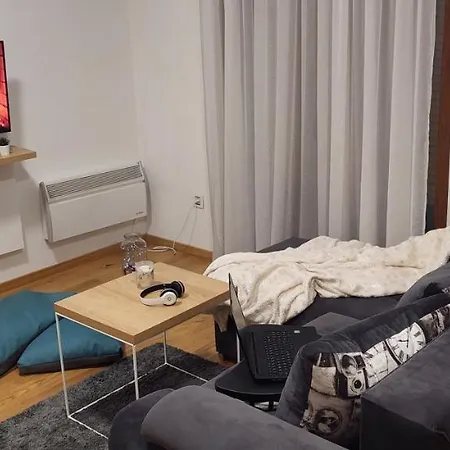 Suri 5 Apartment *